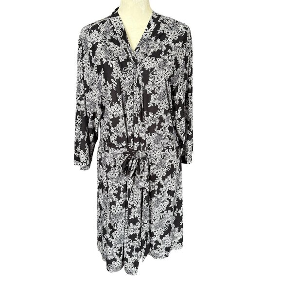 Rene Rofe sleepwear black and white floral lightweight soft open tie front robe - Picture 1 of 10